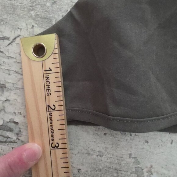 New In Woman's Olive Green Running Shorts with Bikini Lining Sz Large NWOT - Picture 8 of 8